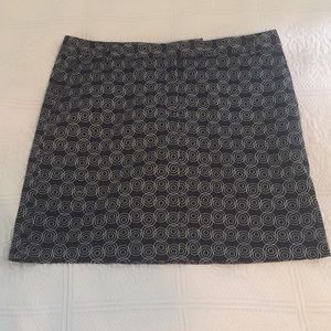 Kenneth Cole black skirt white circles & pockets